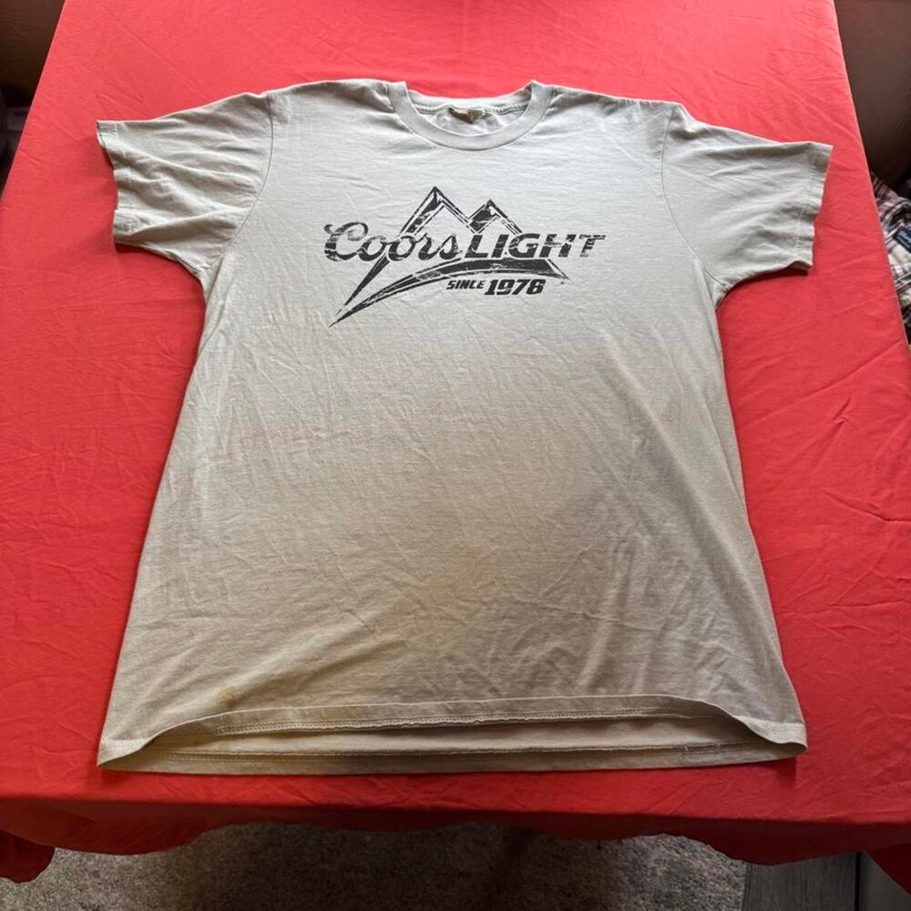Hanes T-shirt w/ Coors Light Beer w/ black Coors Light logo &Luckys Cage logo L